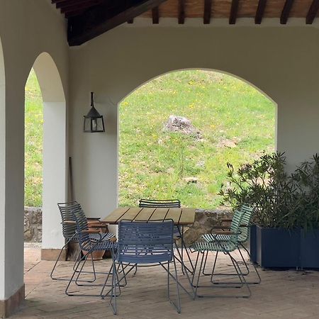 Vin Hotel - Wine Resort And Agriturismo Montieri Bagian luar foto