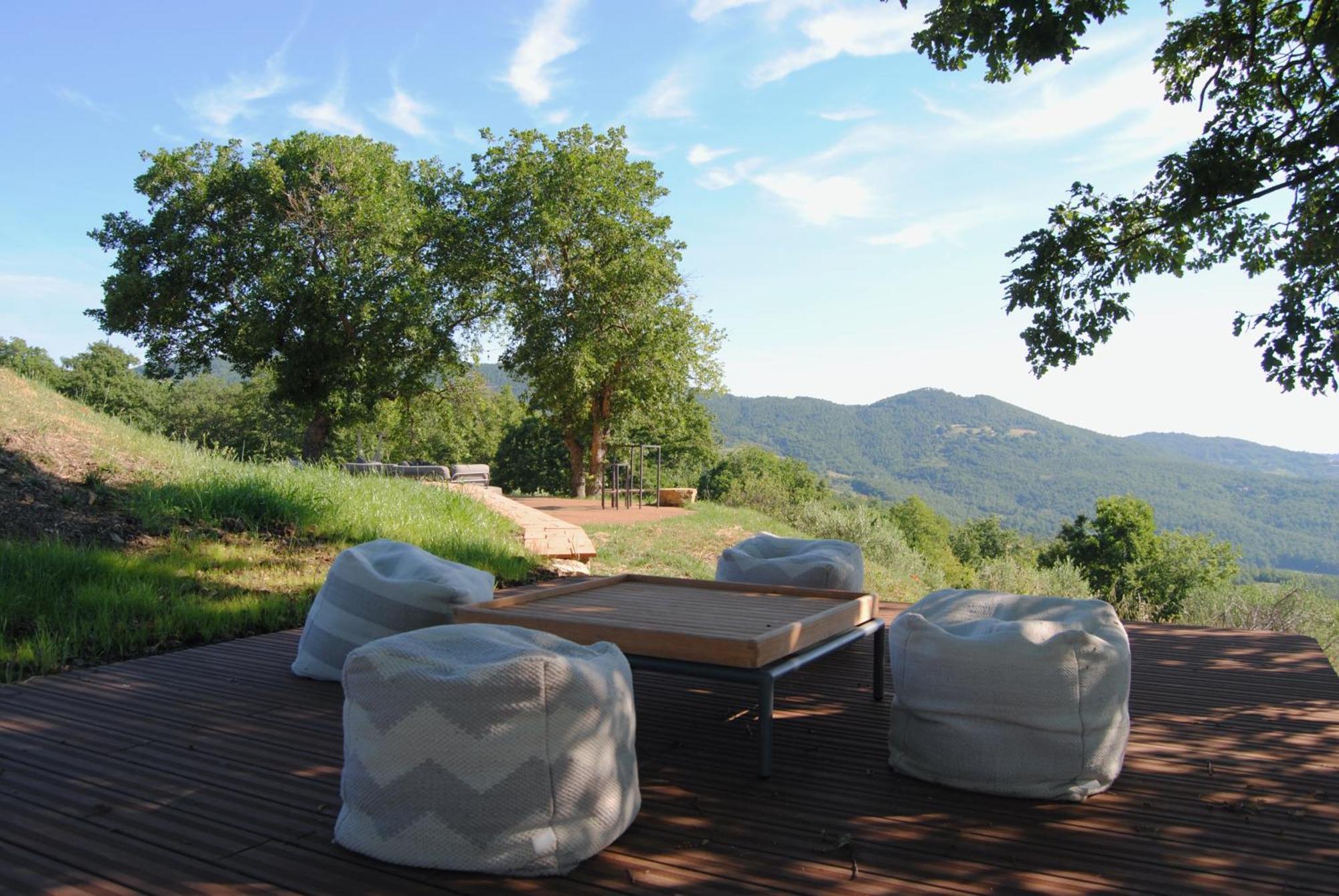 Vin Hotel - Wine Resort And Agriturismo Montieri Bagian luar foto