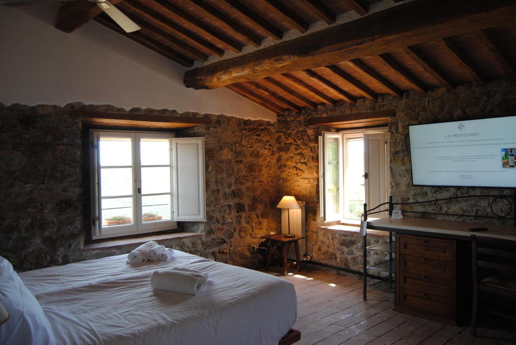 Vin Hotel - Wine Resort And Agriturismo Montieri Bagian luar foto